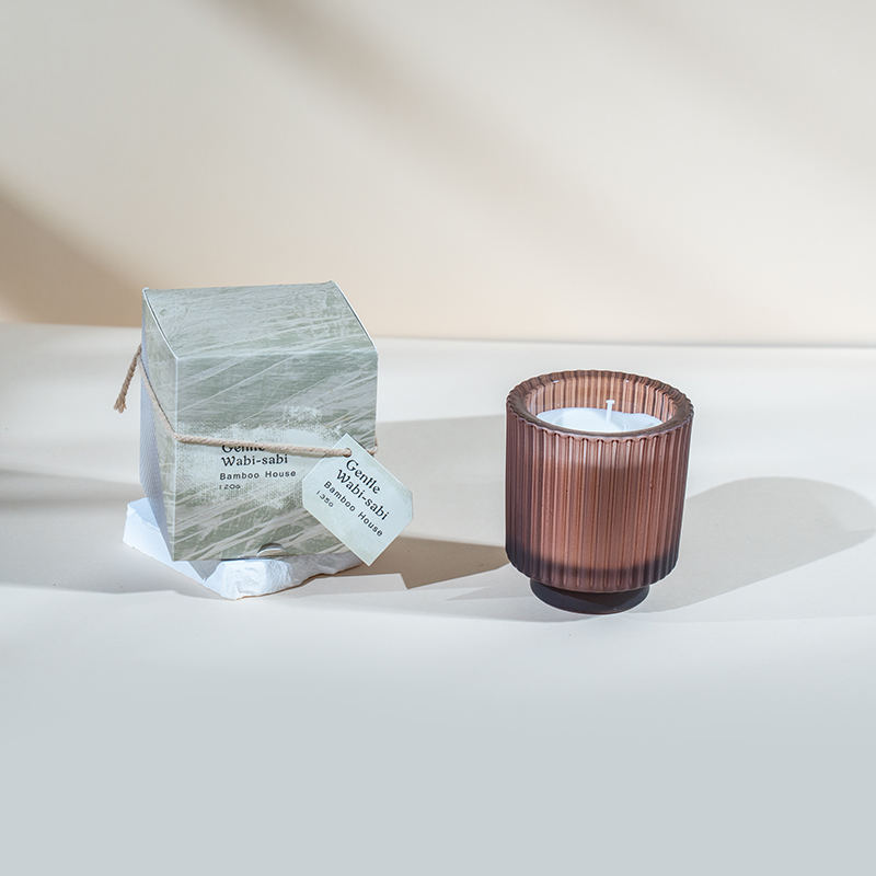 Cawan lilin kaca bulat dengan jalur menegak lilin wangi-penjual lilin lilin soya eko