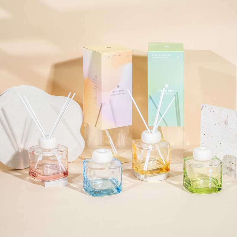 Botol minyak wangi kaca jernih persegi reed diffuser-aroma diffuser kilang