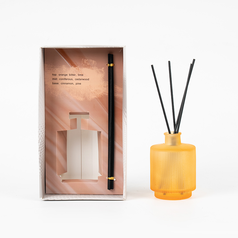 Pekeliling jalur menegak botol kaca lutsinar reed diffuser-pengeluar buluh diffuser bau rumah