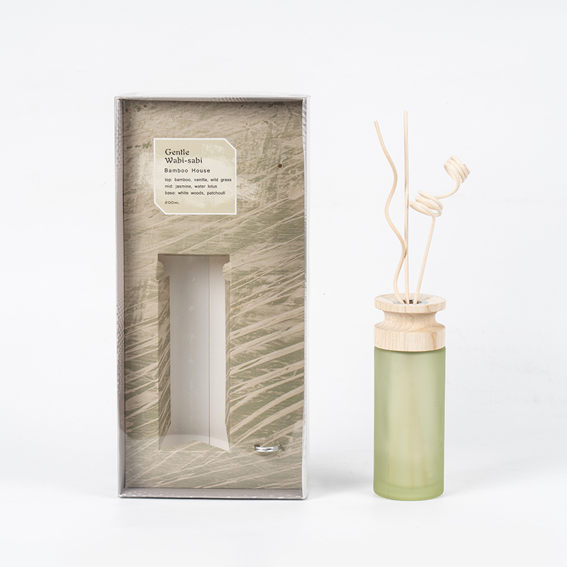 Penyebar buluh premium kelalang kaca silinder kelas tinggi dengan vendor penyebar aroma kayu kayu