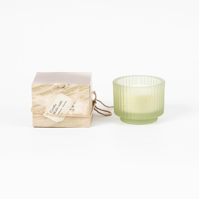 Cawan lilin kaca bulat dengan jalur menegak lilin wangi-penjual lilin lilin soya eko